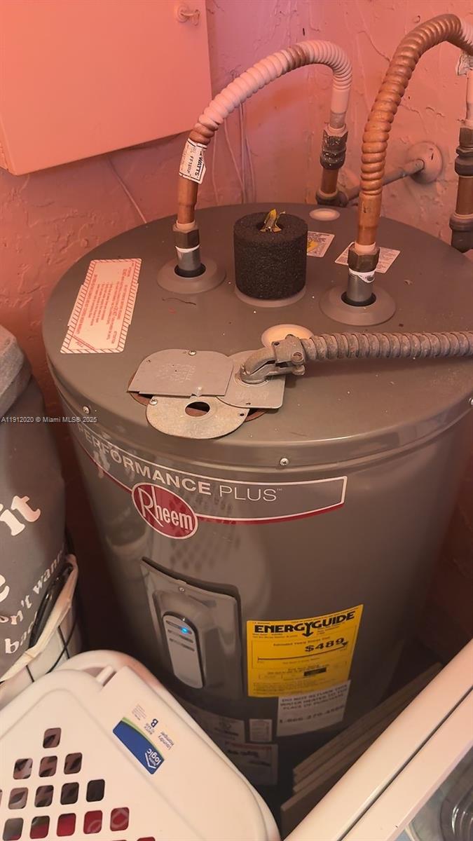 VALENCIA VILLAGE CONDO PH - Residential