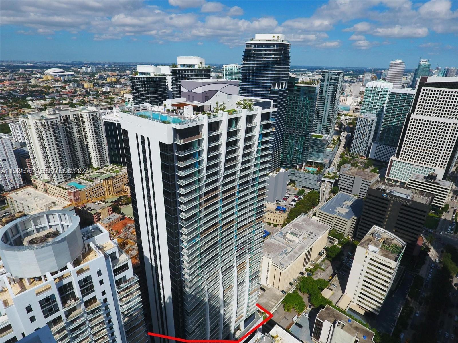 1010 BRICKELL CONDO - Residential Lease