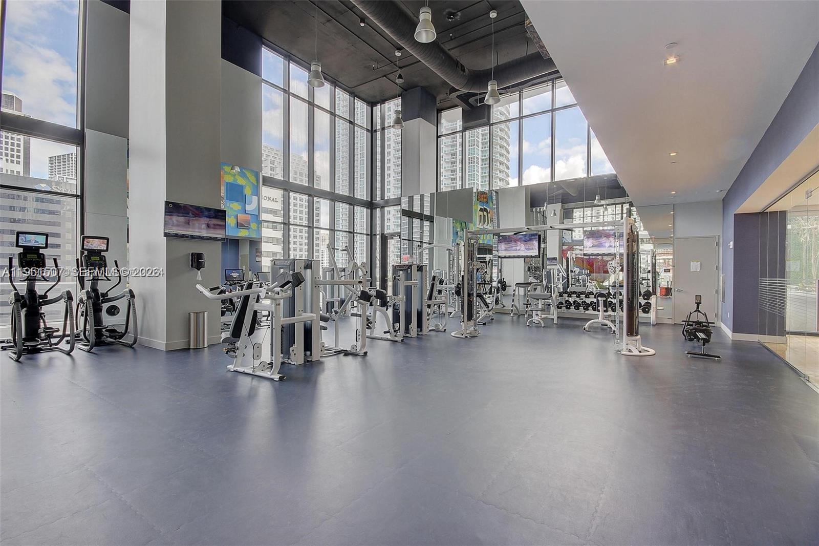 1010 BRICKELL CONDO - Residential Lease