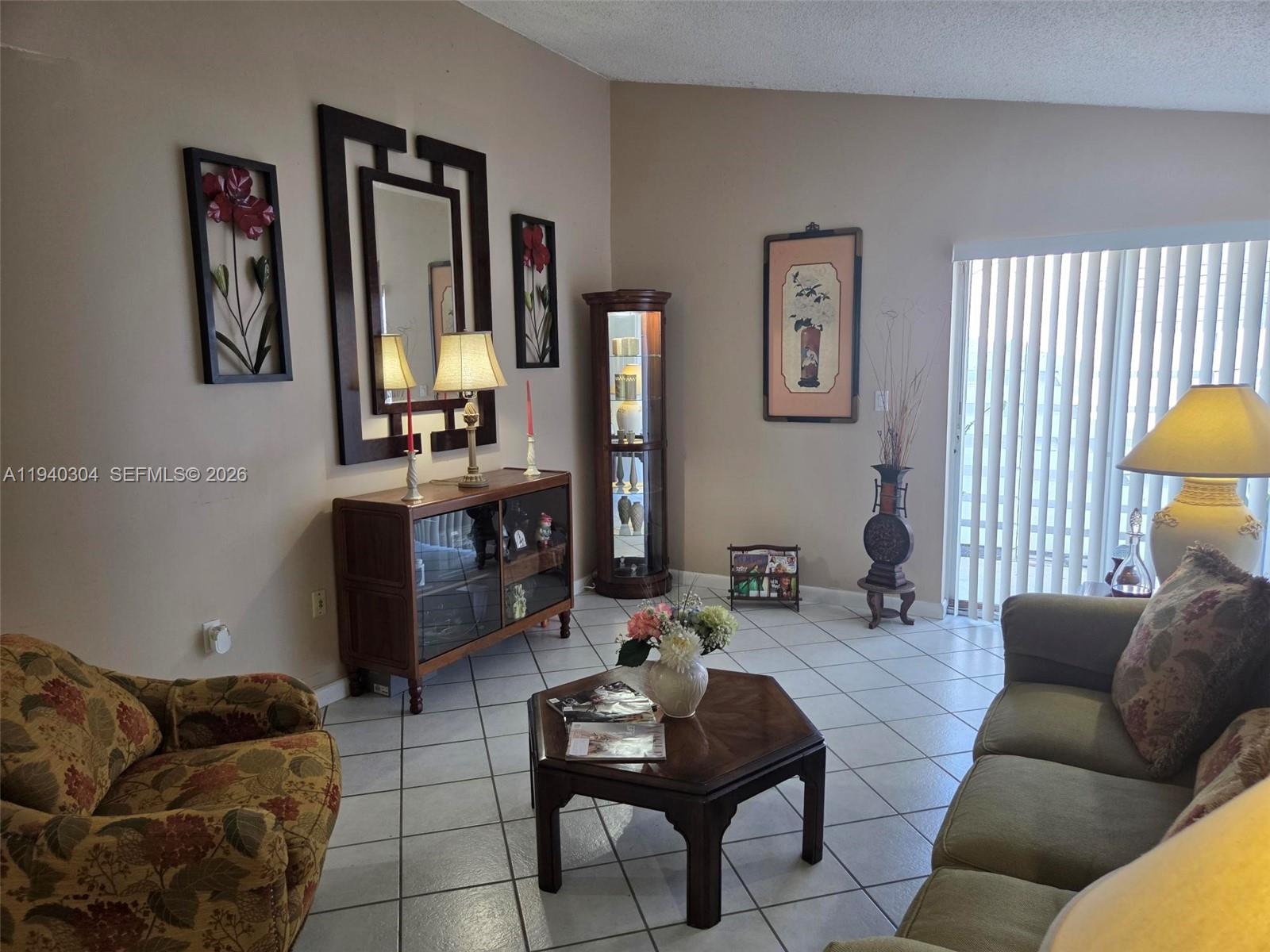 VILG HOMES COUNTRY WALK C - Residential