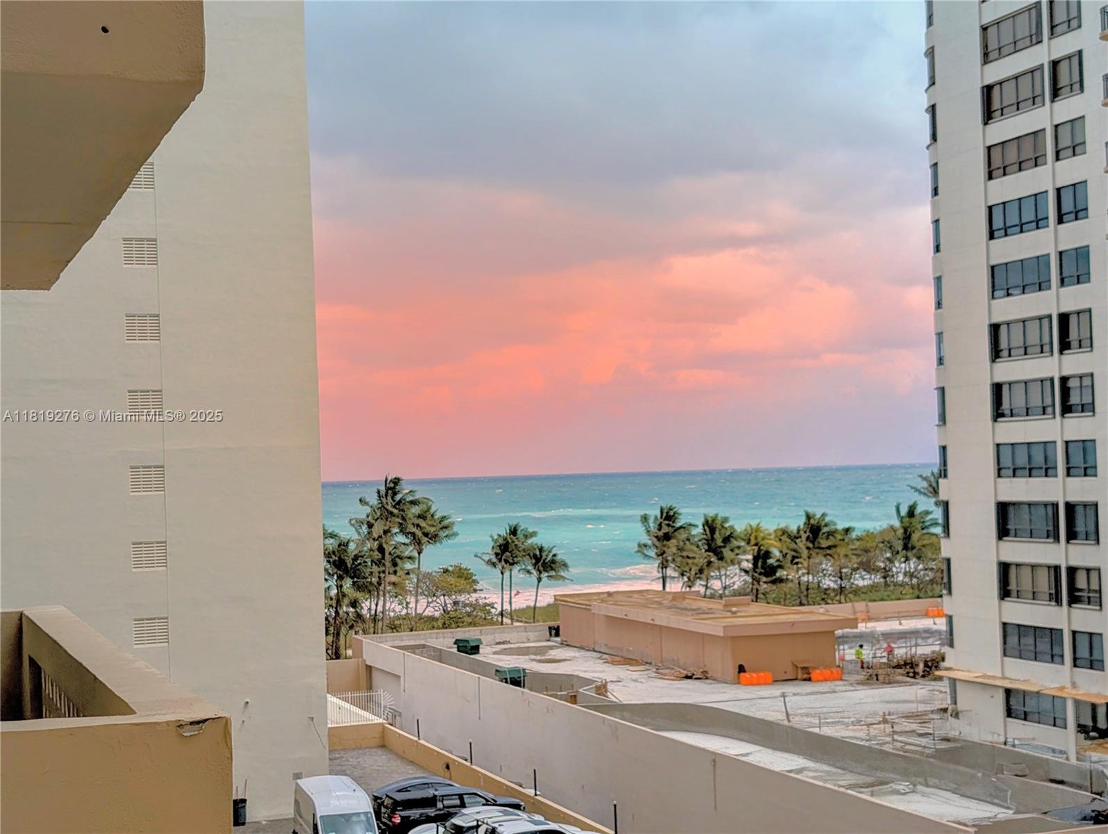 THE PLAZA OF BAL HARBOUR - Residential