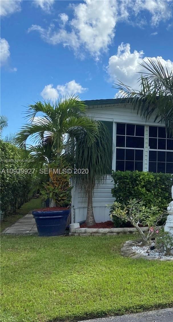 GATEWAY ESTATES PARK COND - Residential