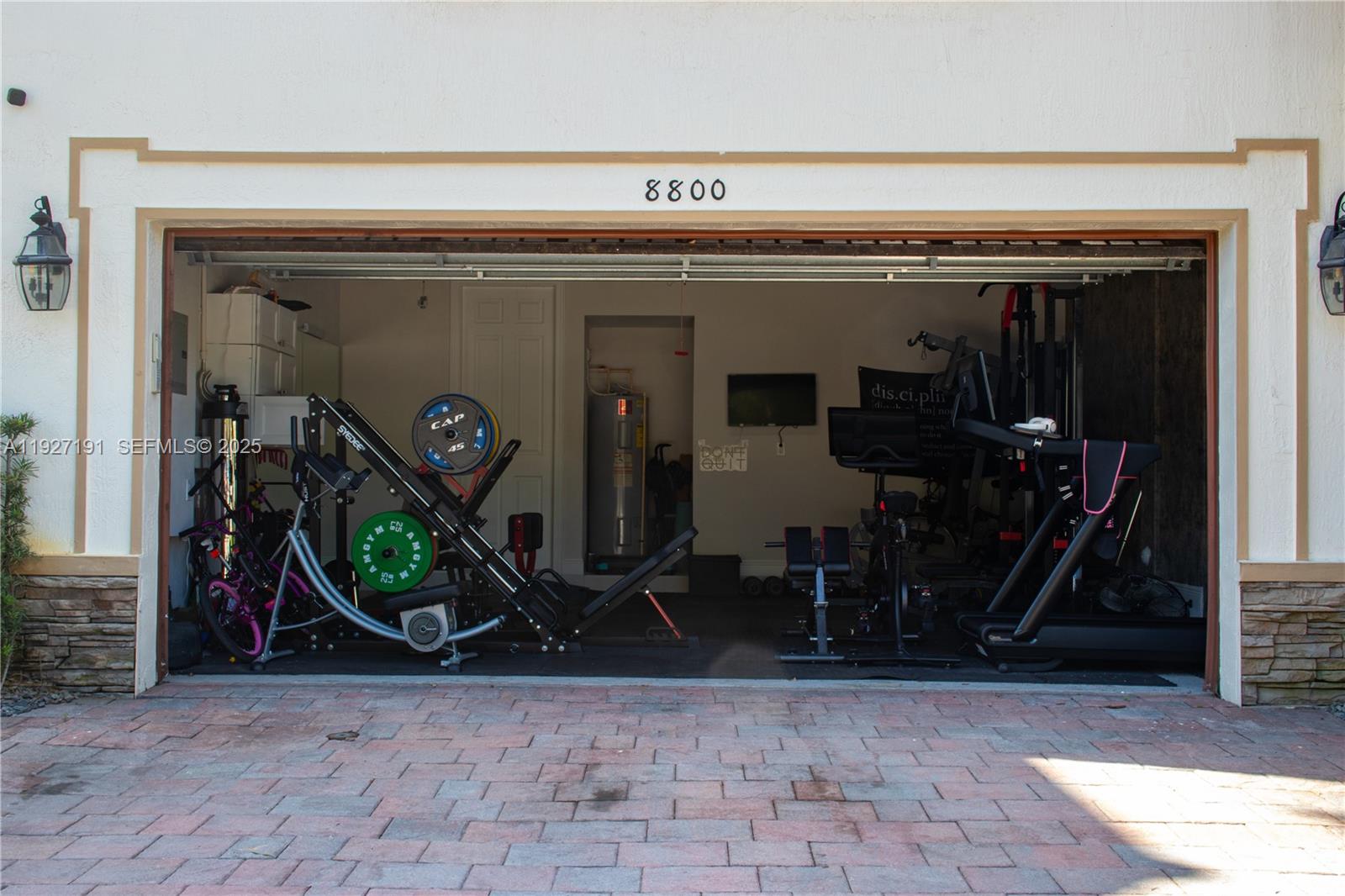 DORAL BREEZE - Residential