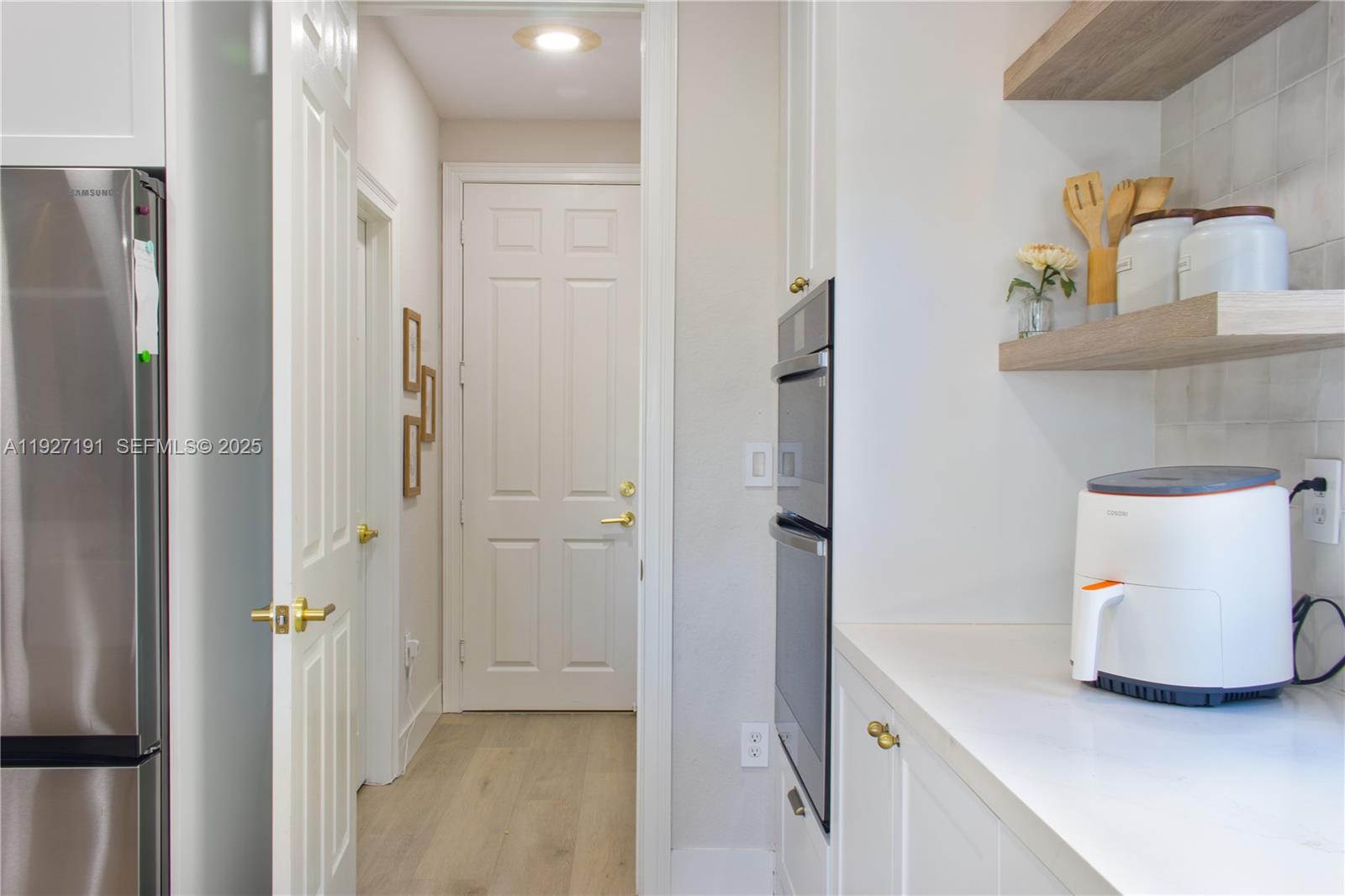 DORAL BREEZE - Residential