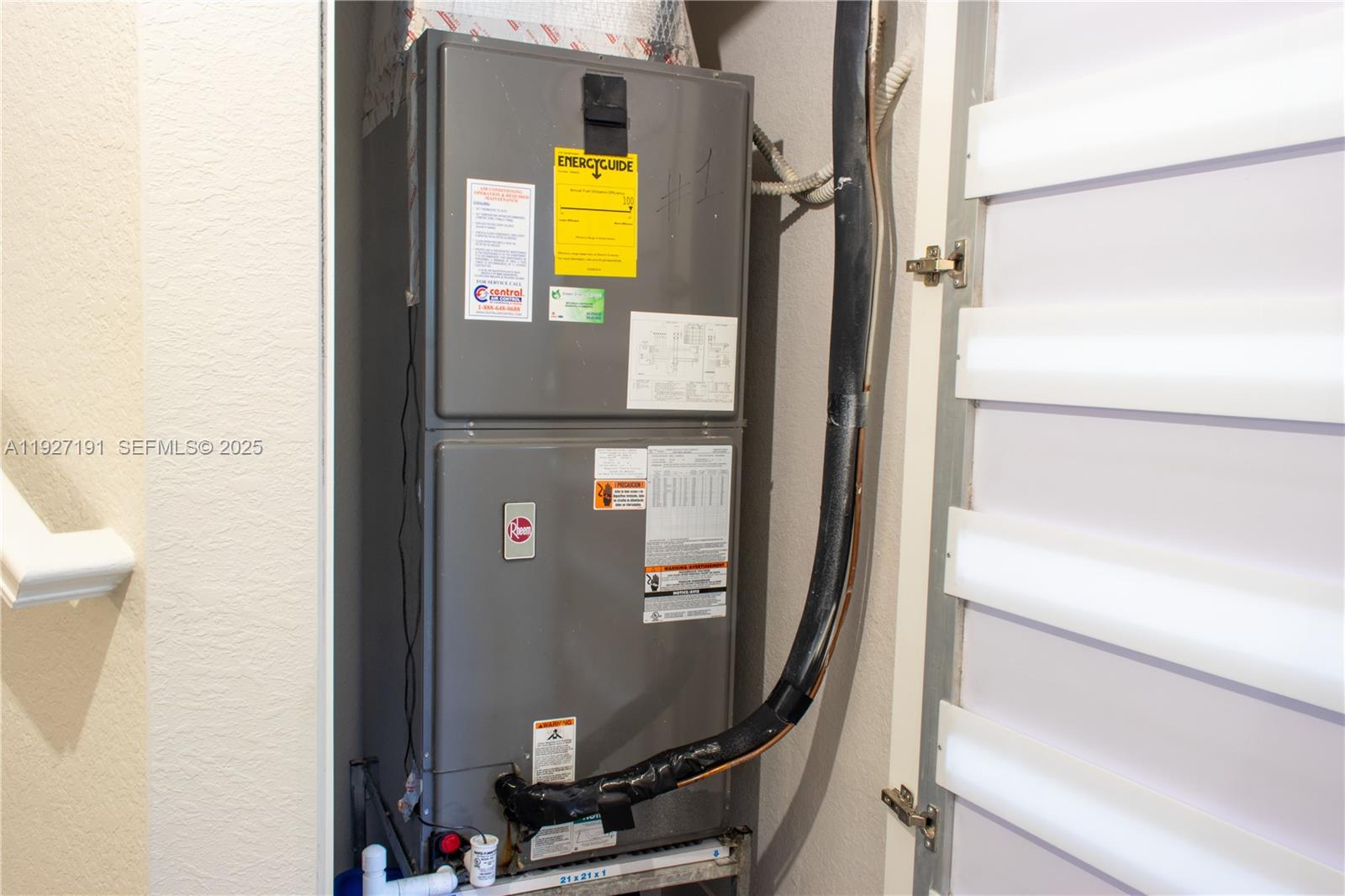 DORAL BREEZE - Residential