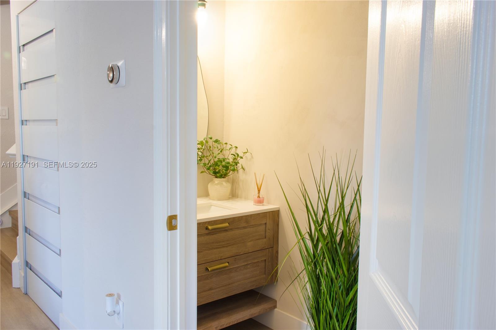 DORAL BREEZE - Residential