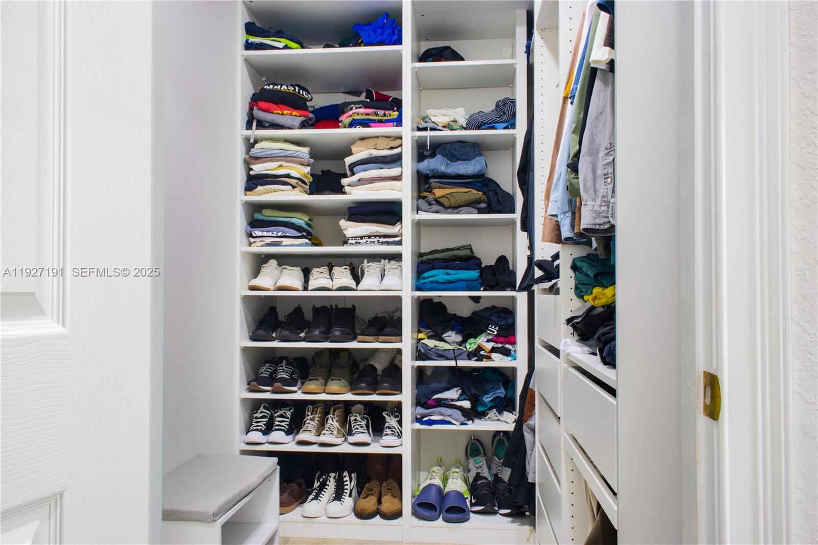 DORAL BREEZE - Residential