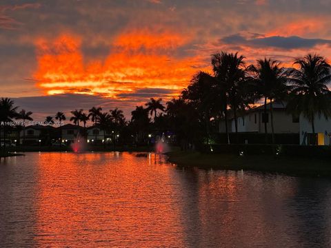 8800 NW 98th Ct Doral FL 33178