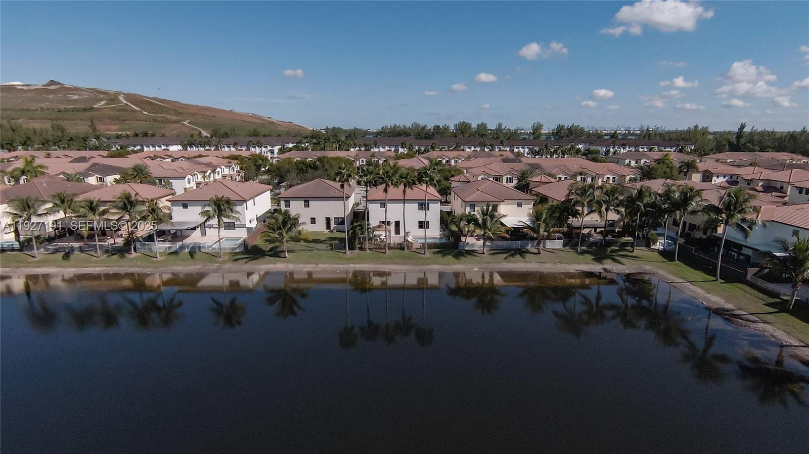 DORAL BREEZE - Residential