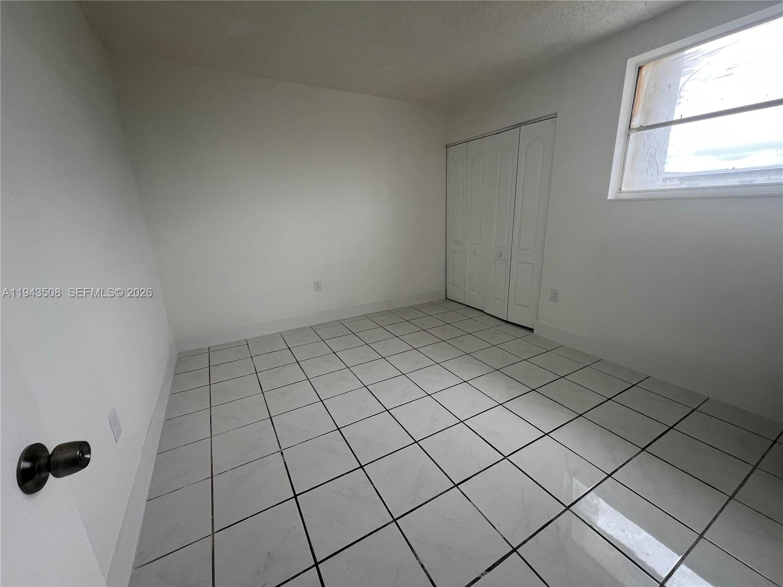 MANGO HILL CONDO NO 1 - Residential