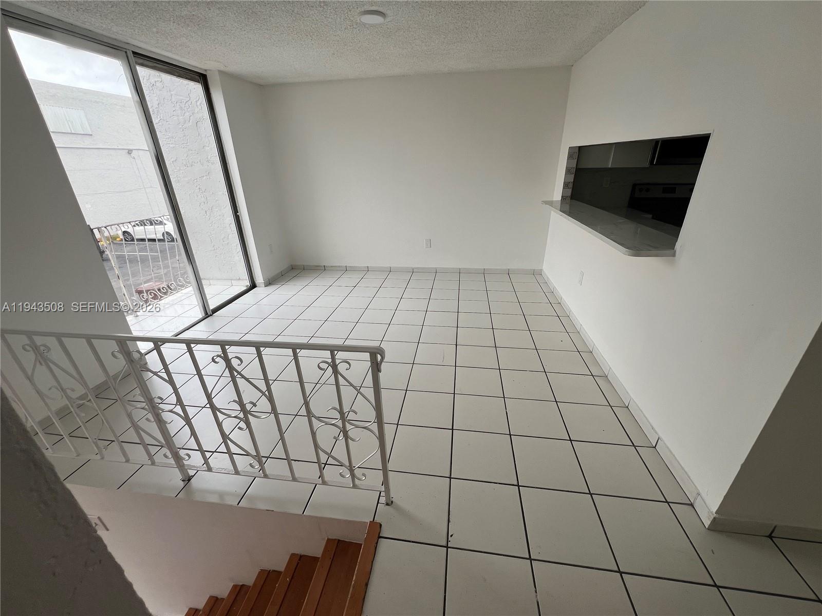 MANGO HILL CONDO NO 1 - Residential