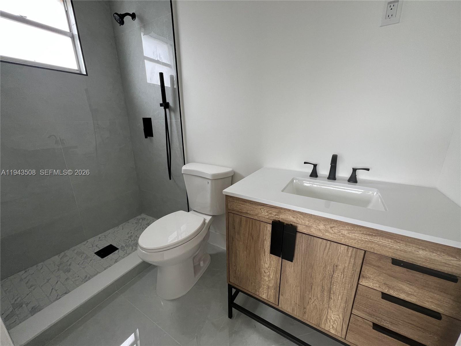 MANGO HILL CONDO NO 1 - Residential