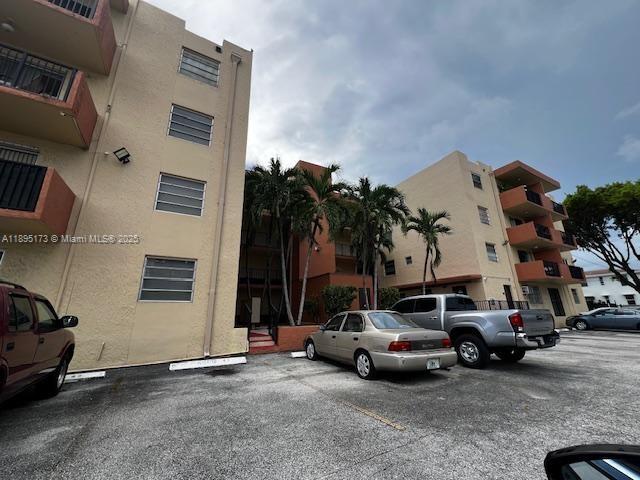 677 SW 9th Ave 205