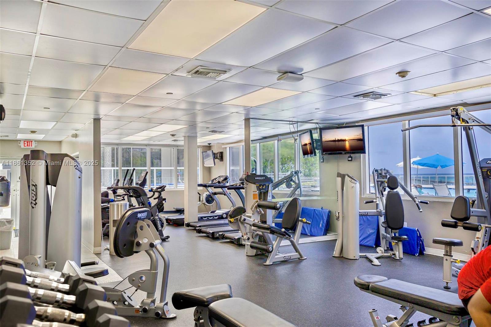 THE AVENTURA BEACH CLUB - Residential