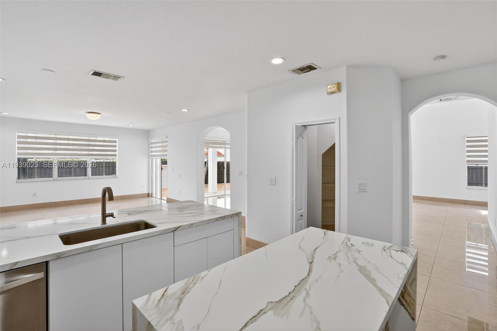 GRAND LAKES PHASE III - Residential