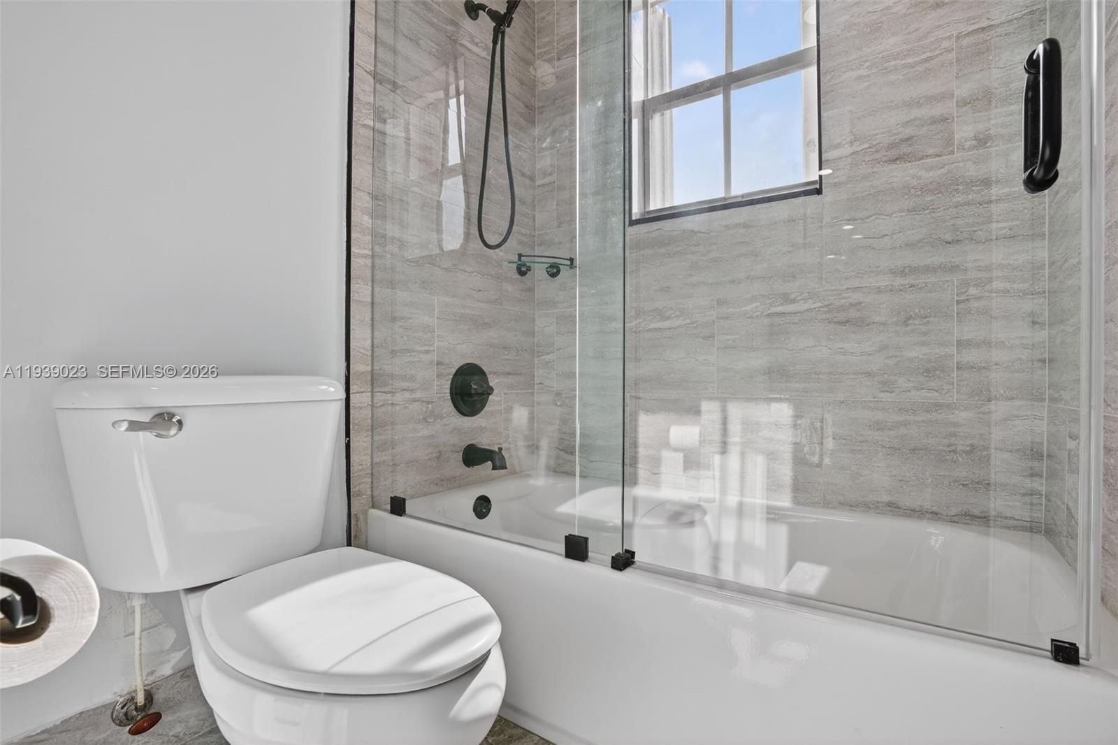 GRAND LAKES PHASE III - Residential