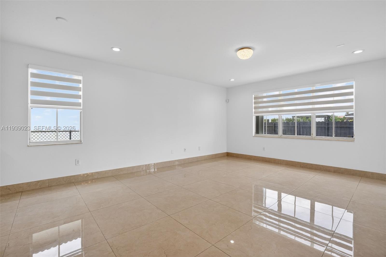 GRAND LAKES PHASE III - Residential