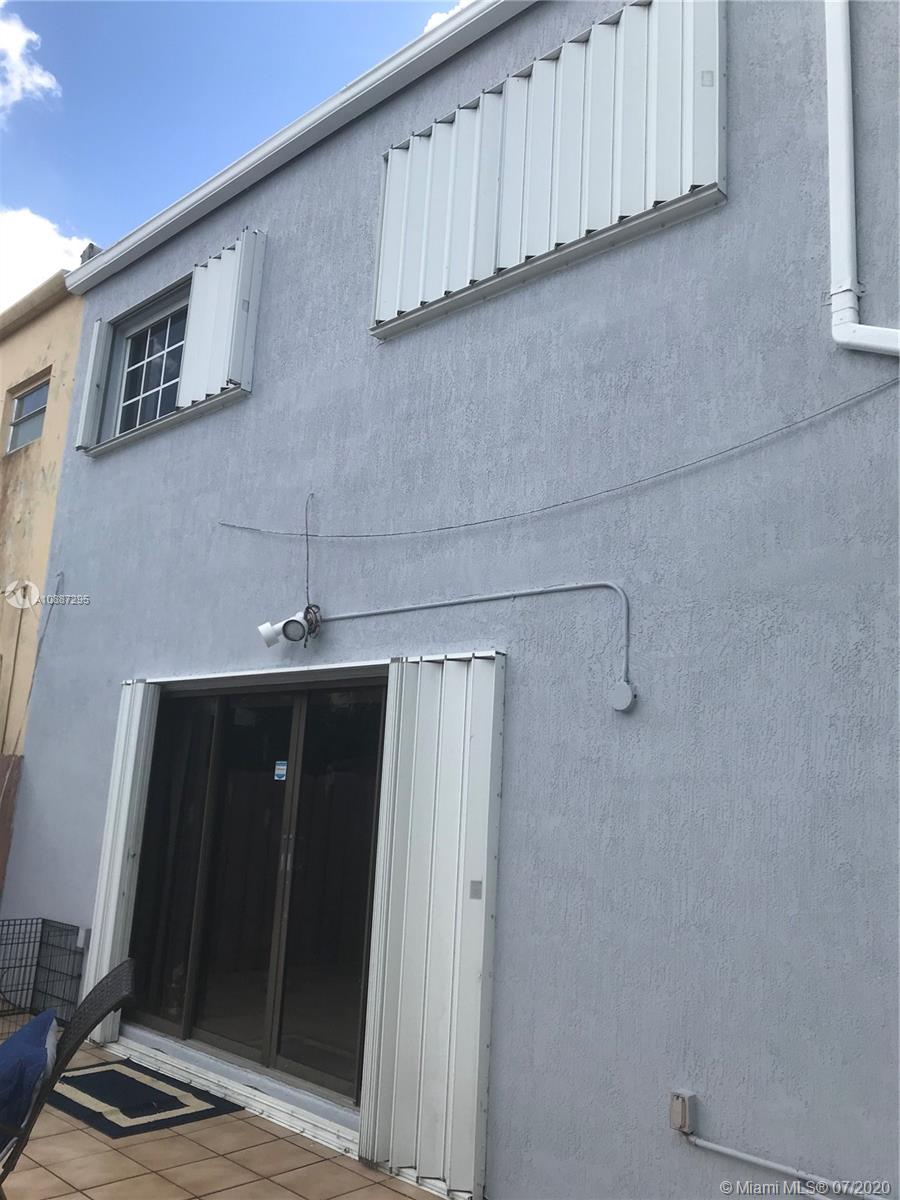 1ST ADDN TO PALM SPRINGS - Residential