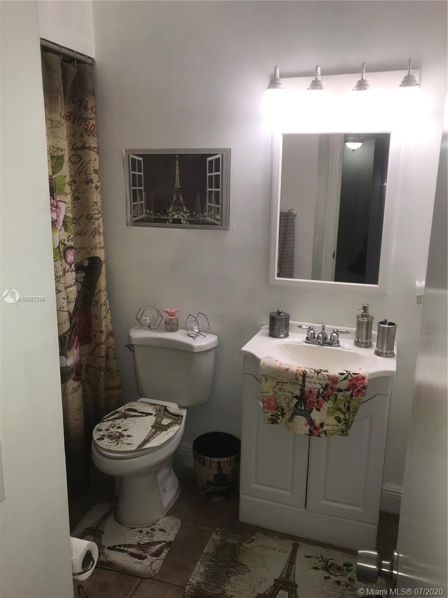 1ST ADDN TO PALM SPRINGS - Residential