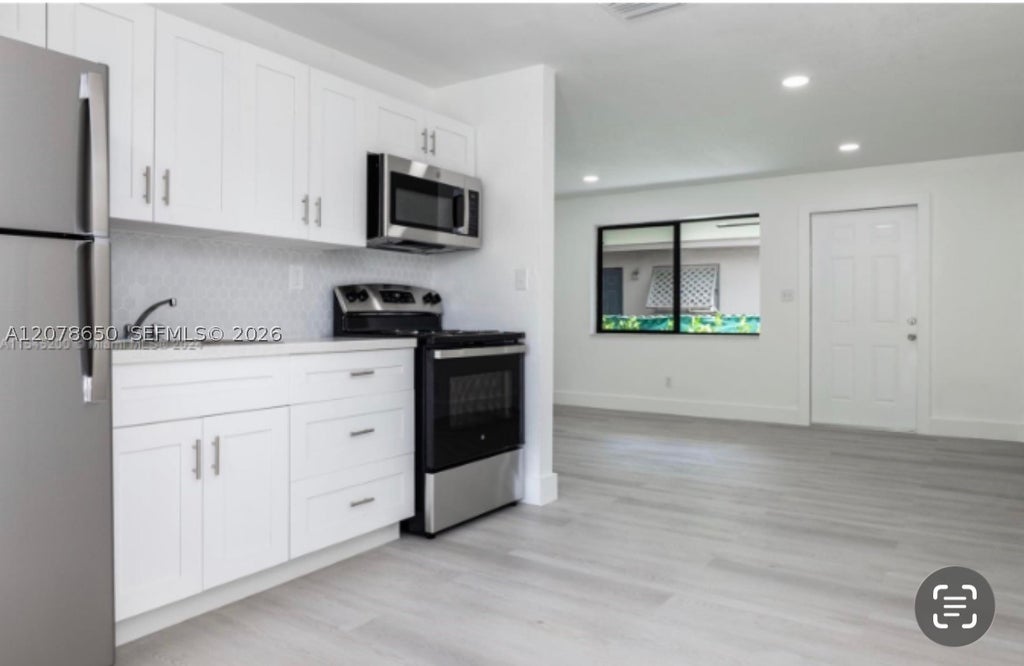 Photo of 1949 Riverside Dr #2, Fort Lauderdale, FL 33312 (MLS # A12078650)