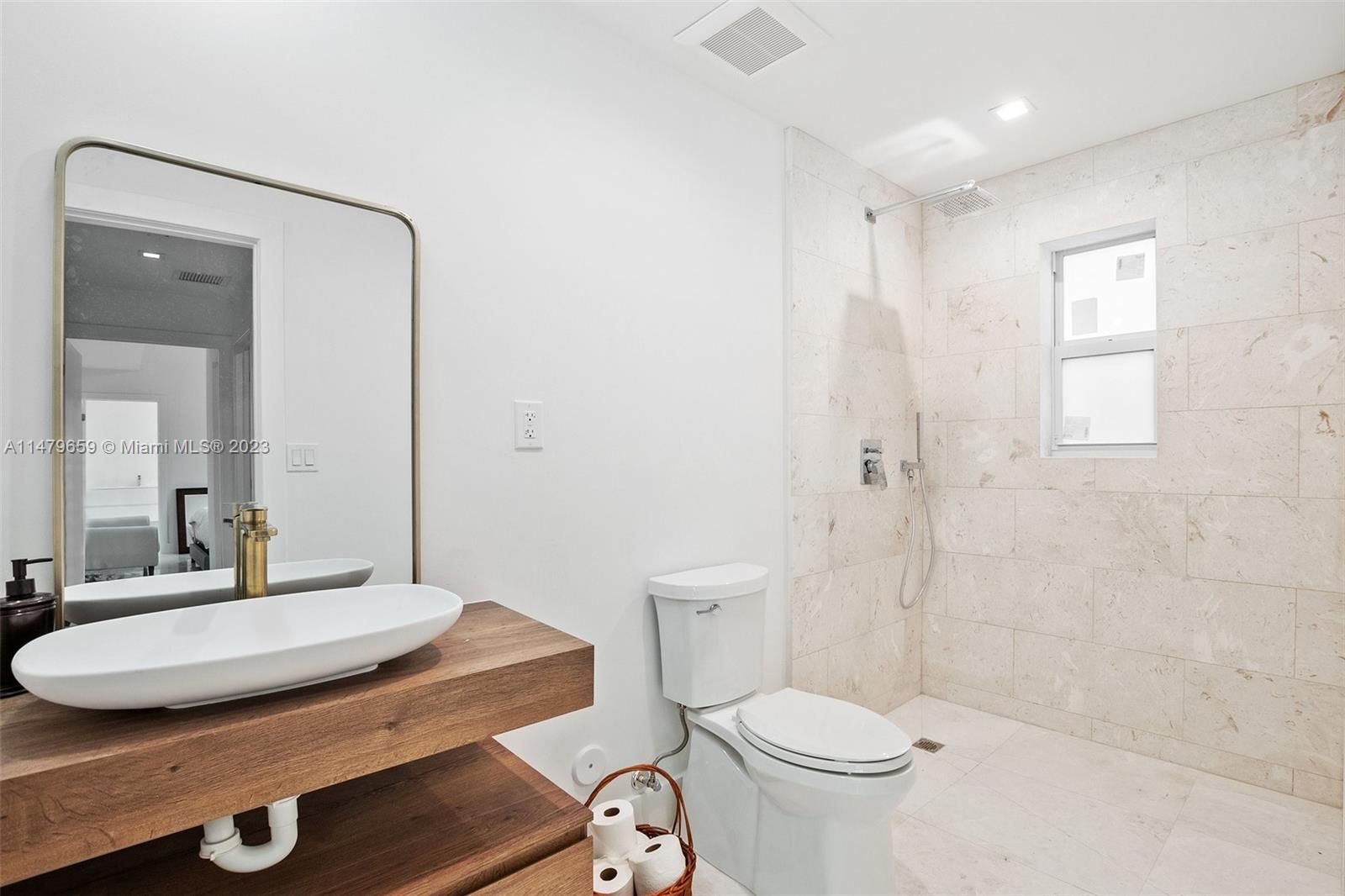 CRYSTAL BLUFF ADDN TO SIL - Residential