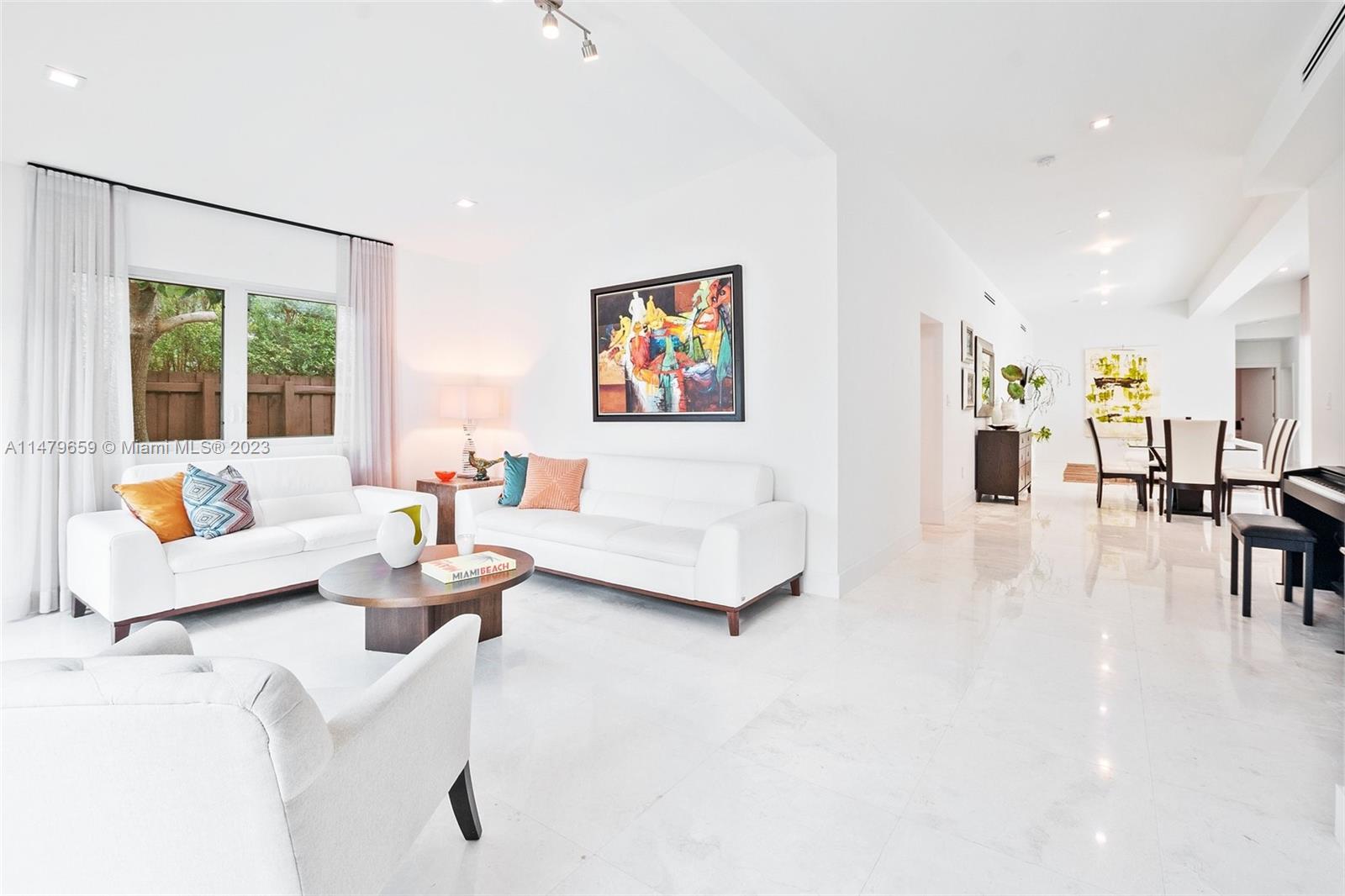 CRYSTAL BLUFF ADDN TO SIL - Residential