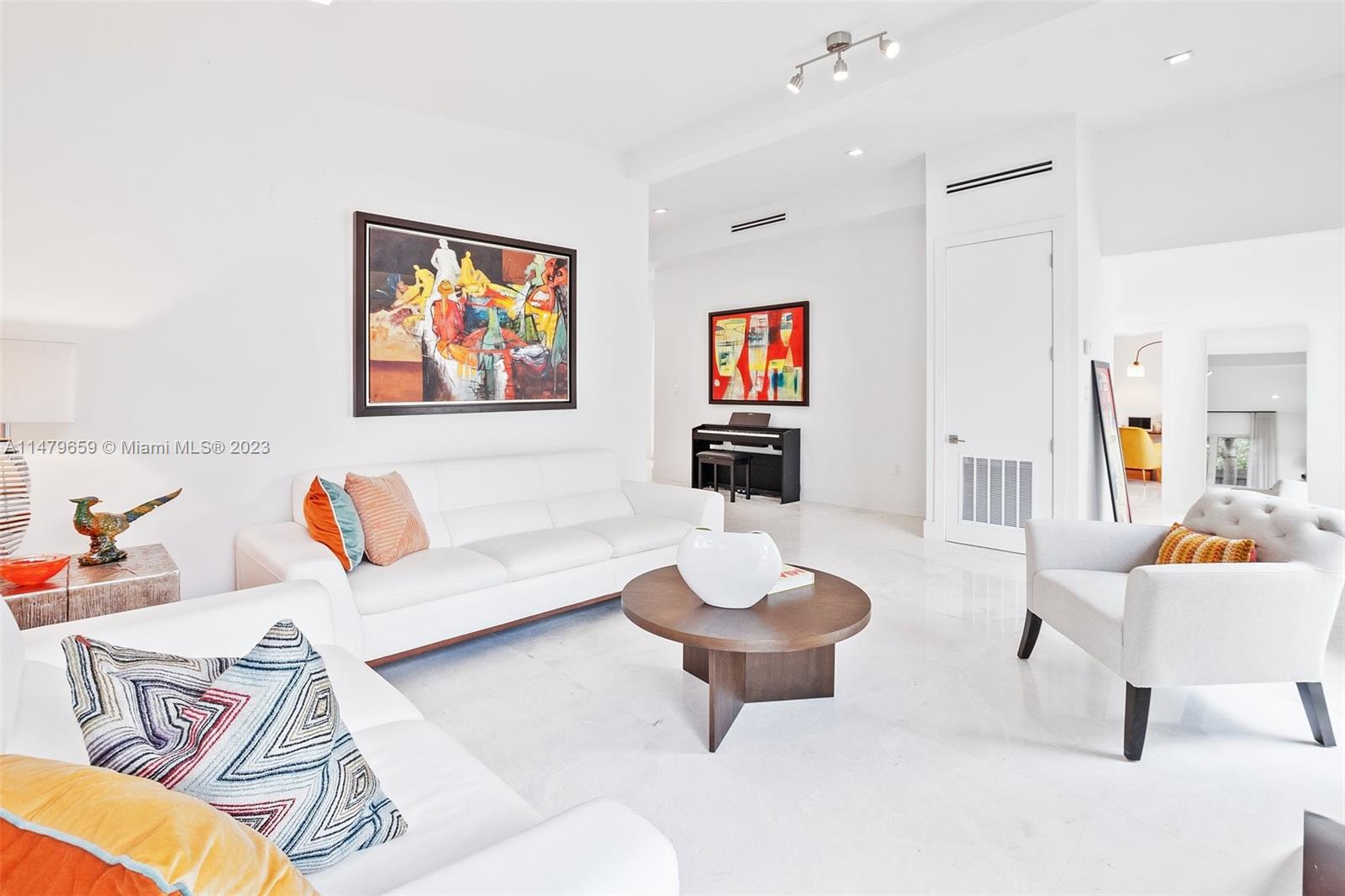 CRYSTAL BLUFF ADDN TO SIL - Residential