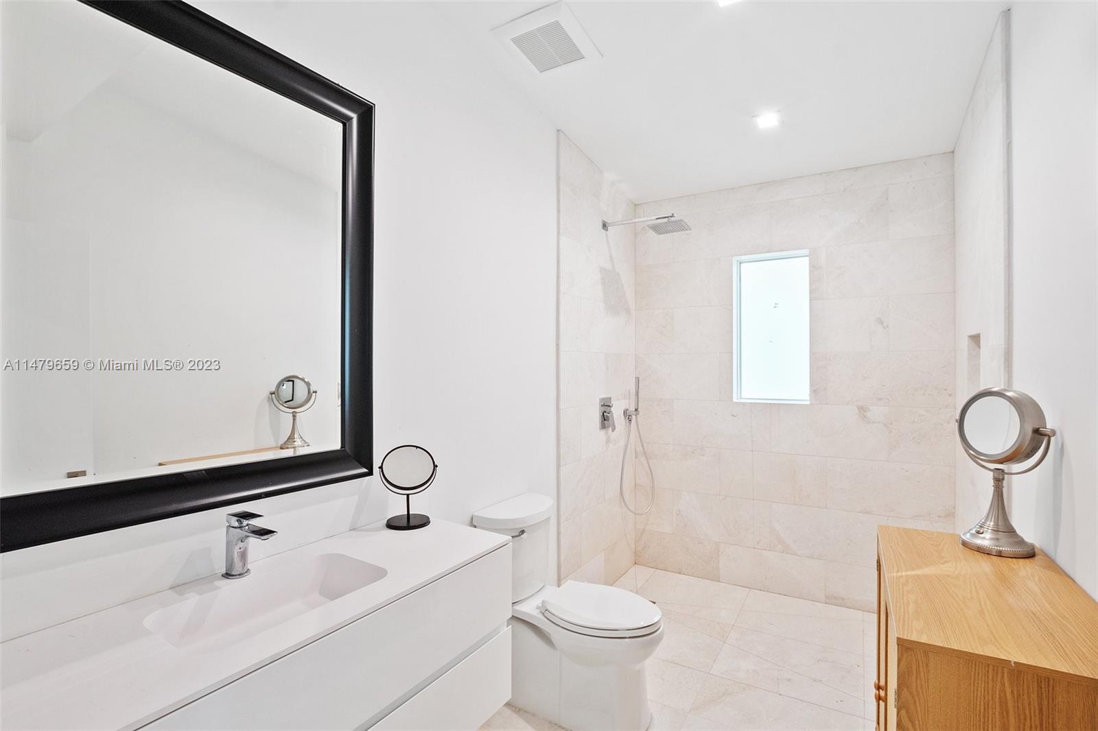 CRYSTAL BLUFF ADDN TO SIL - Residential