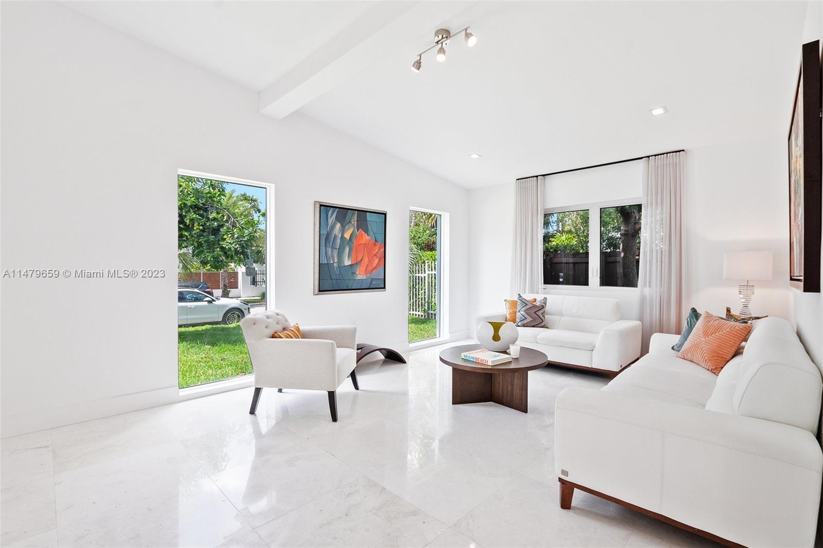 CRYSTAL BLUFF ADDN TO SIL - Residential