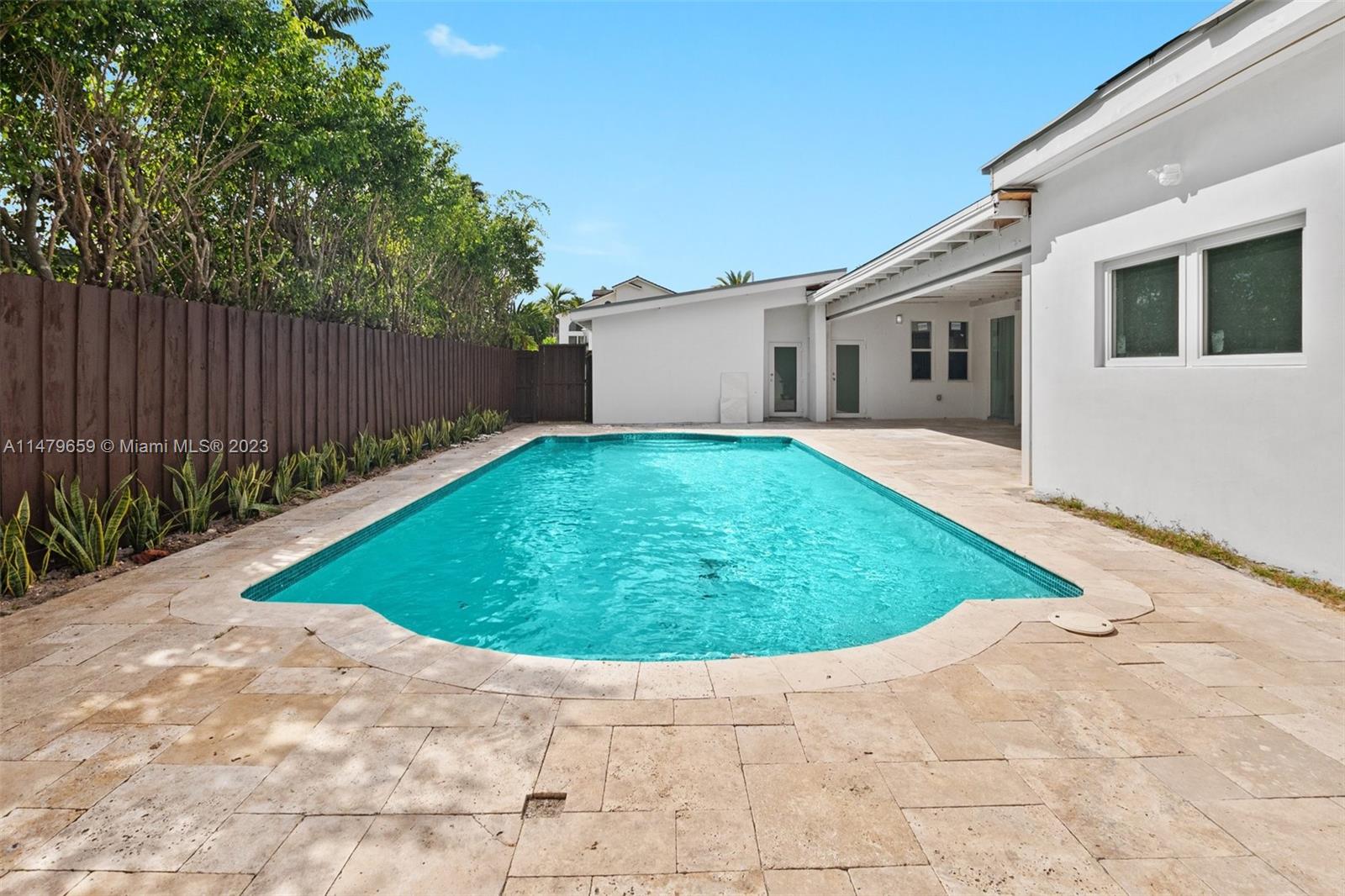 CRYSTAL BLUFF ADDN TO SIL - Residential