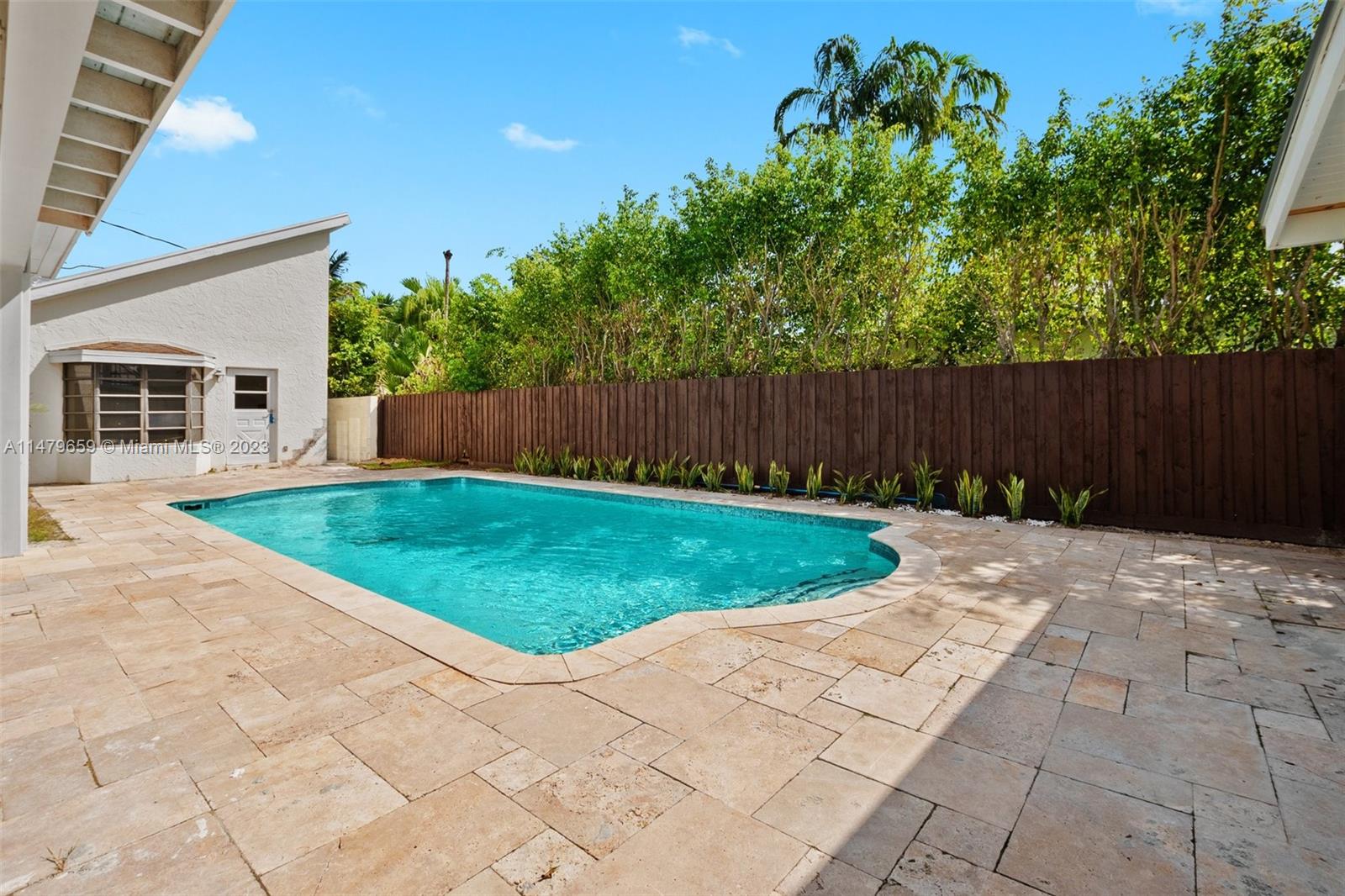 CRYSTAL BLUFF ADDN TO SIL - Residential