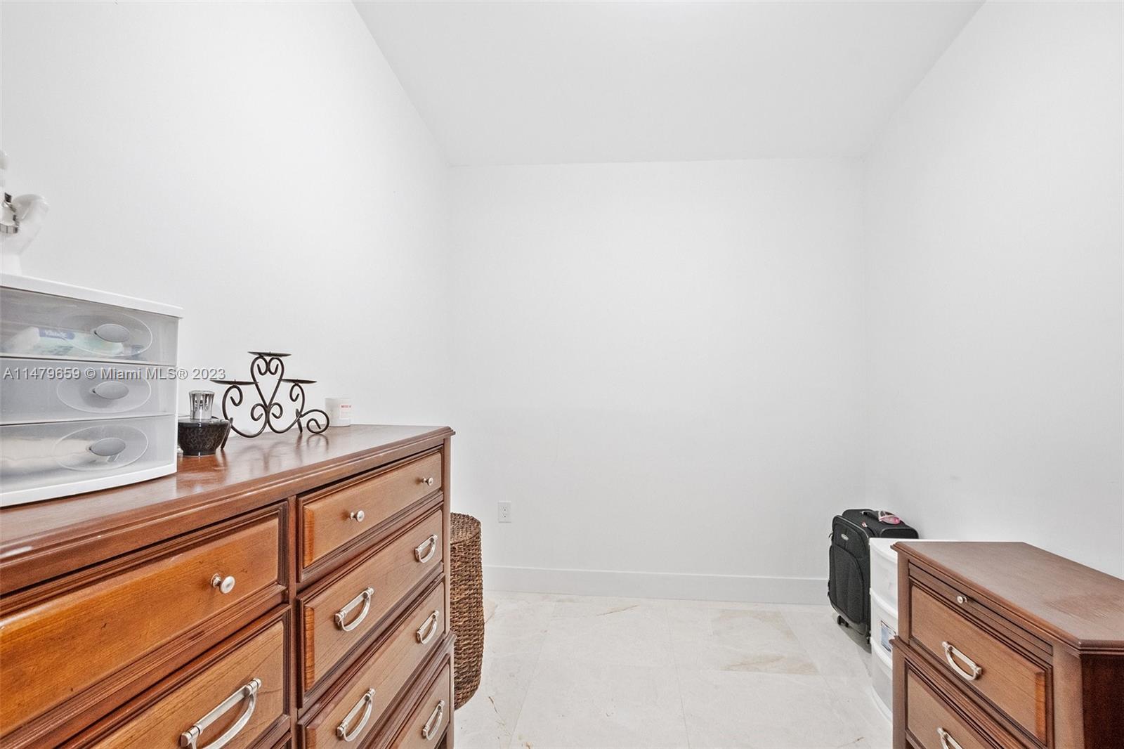 CRYSTAL BLUFF ADDN TO SIL - Residential