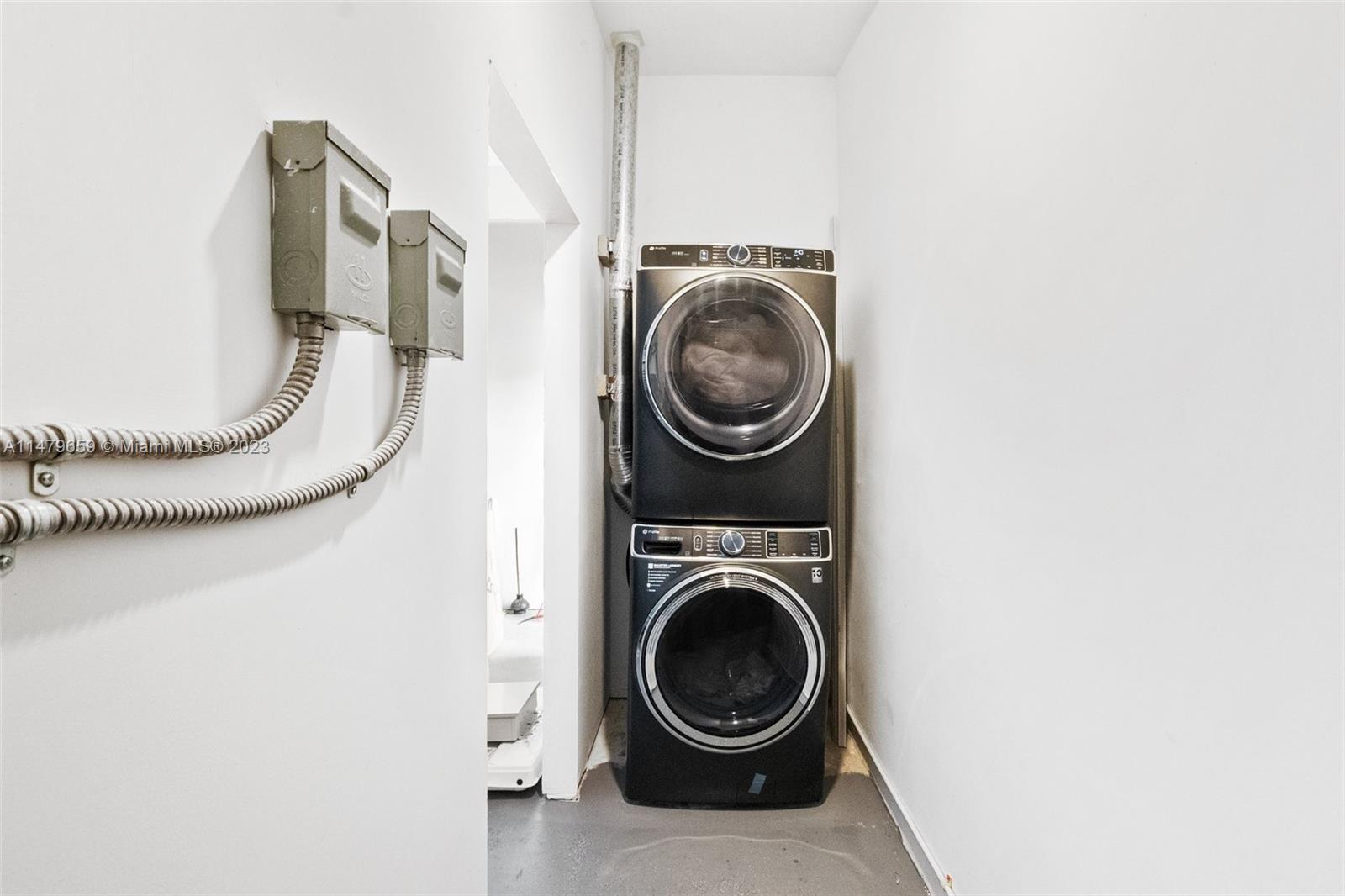 CRYSTAL BLUFF ADDN TO SIL - Residential