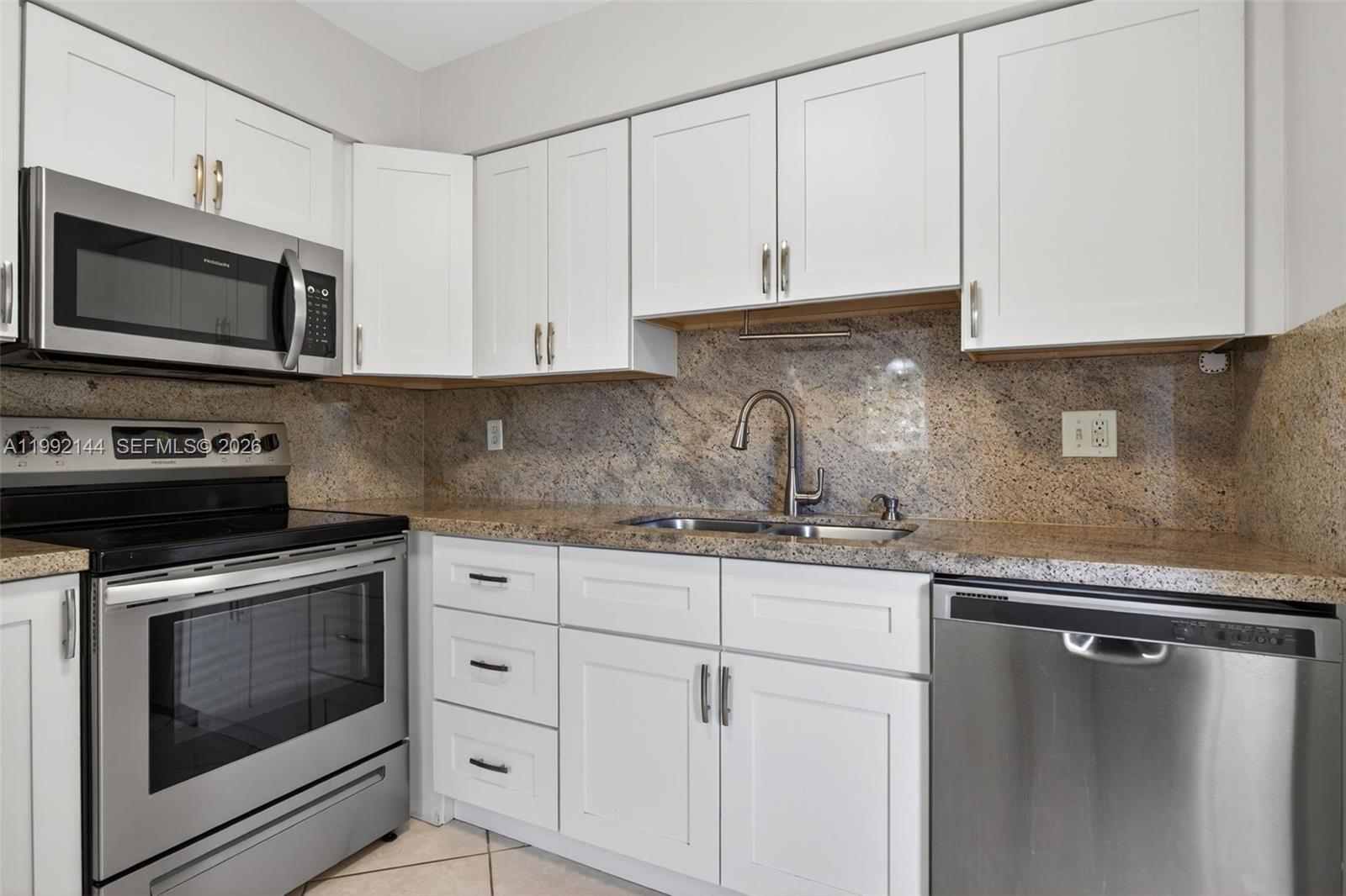 VENETIAN ISLES 2ND SEC - Residential Income