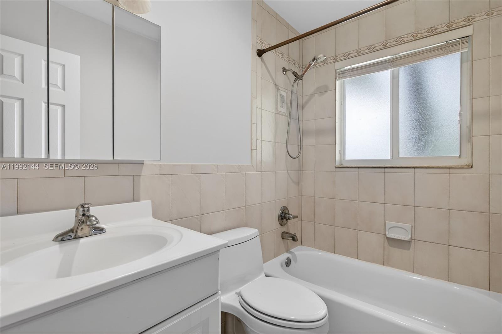 VENETIAN ISLES 2ND SEC - Residential Income