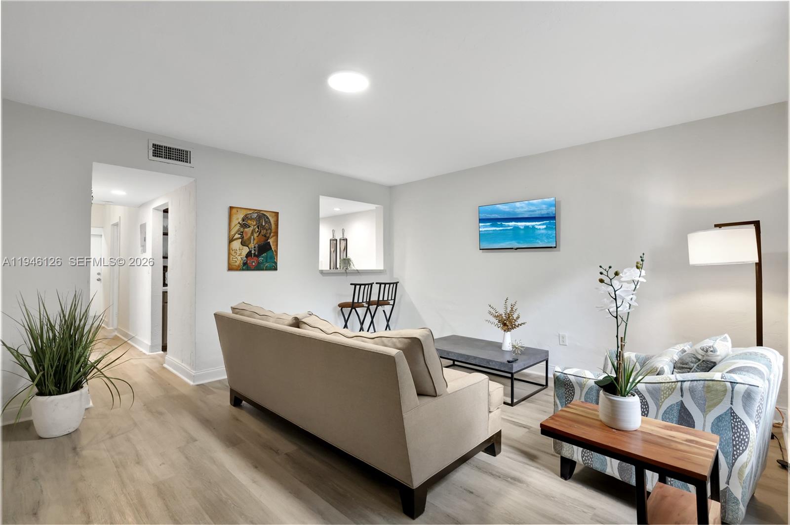 THE ARBOUR TOWNHOUSE COND - Residential