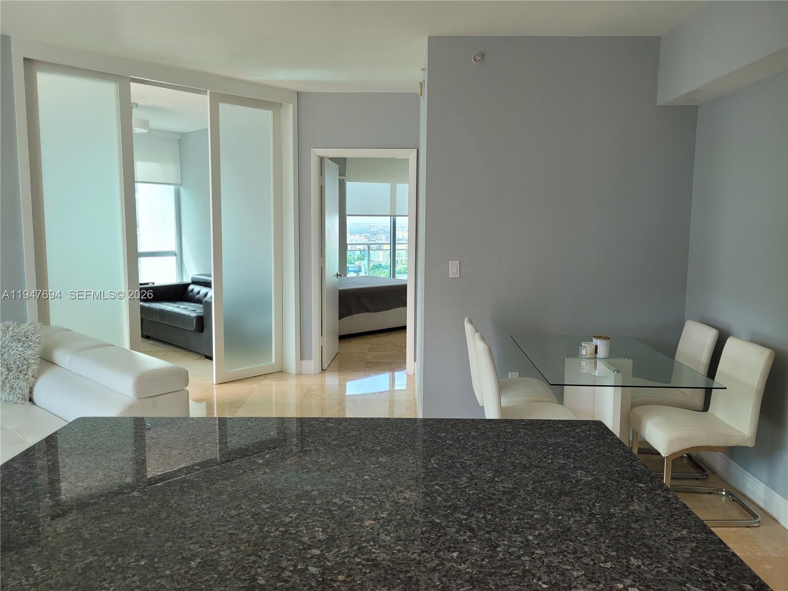 WIND CONDO - Residential