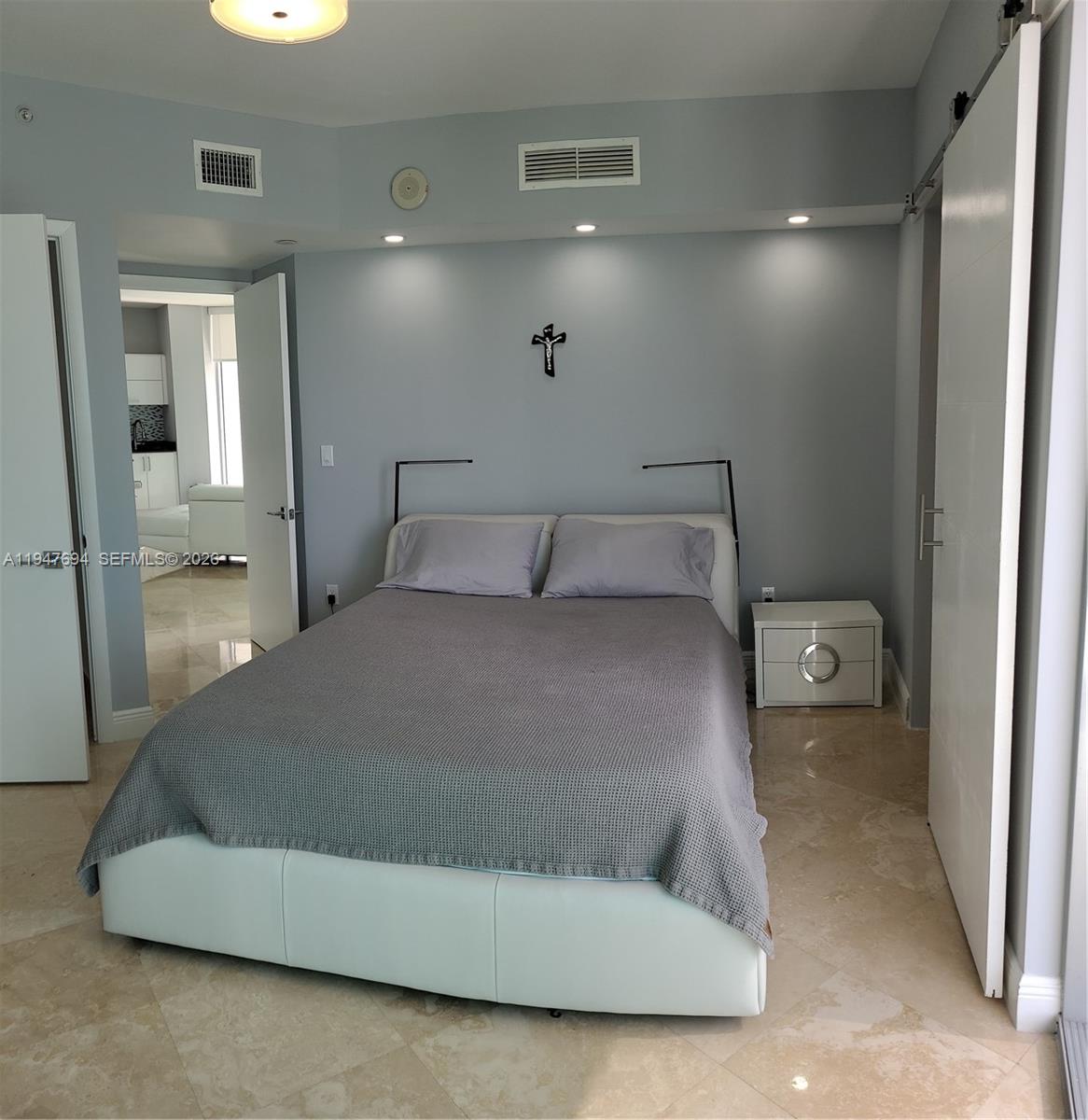 WIND CONDO - Residential