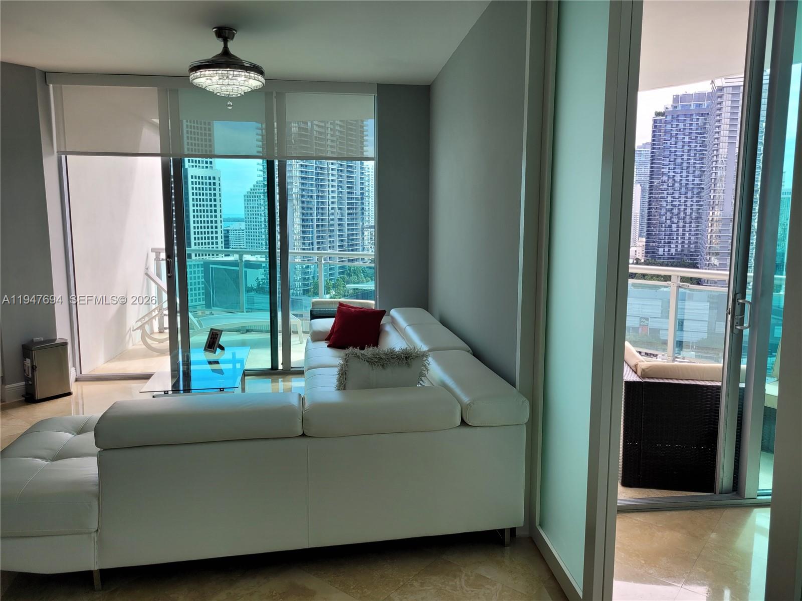 WIND CONDO - Residential