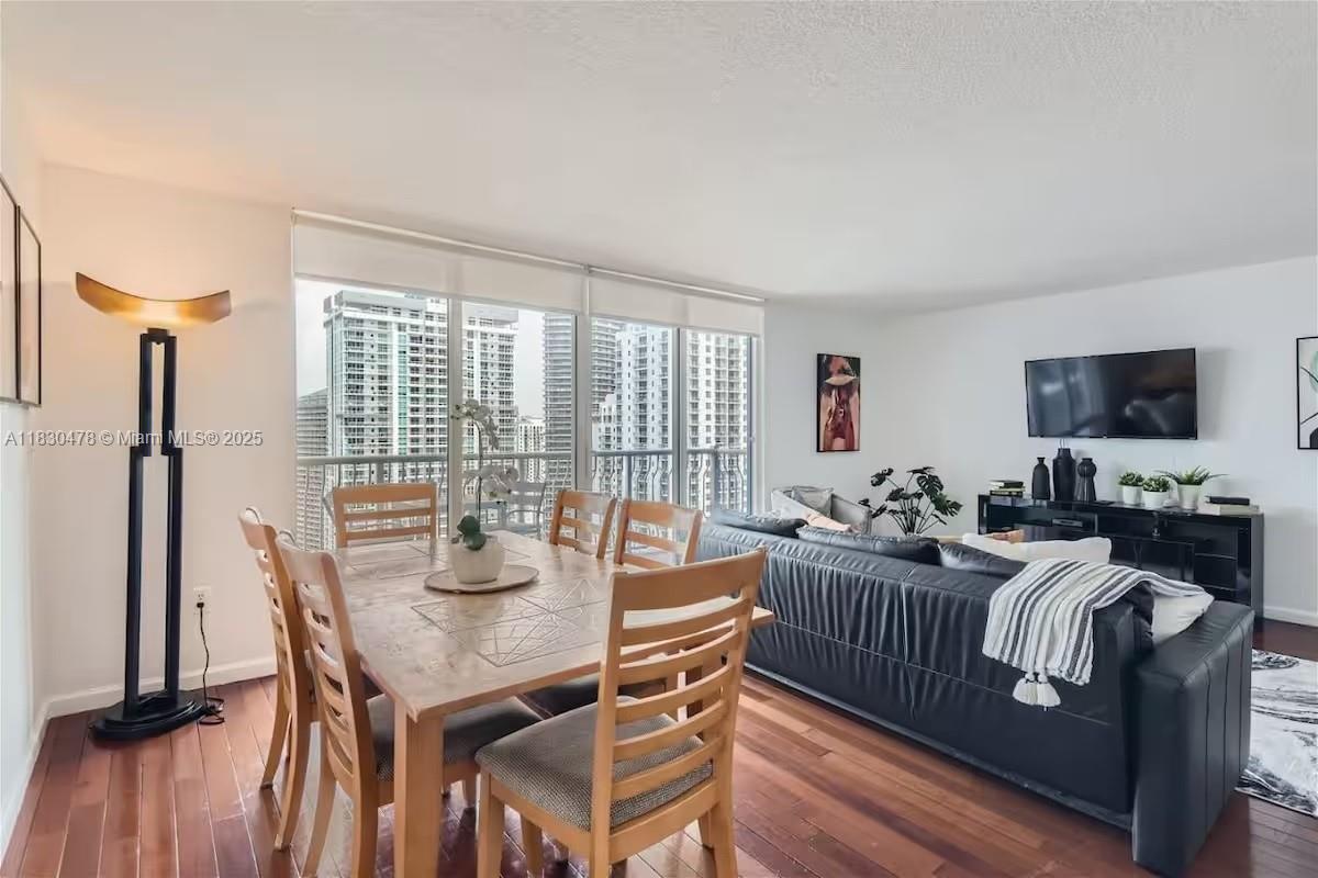 THE CLUB AT BRICKELL BAY - Residential