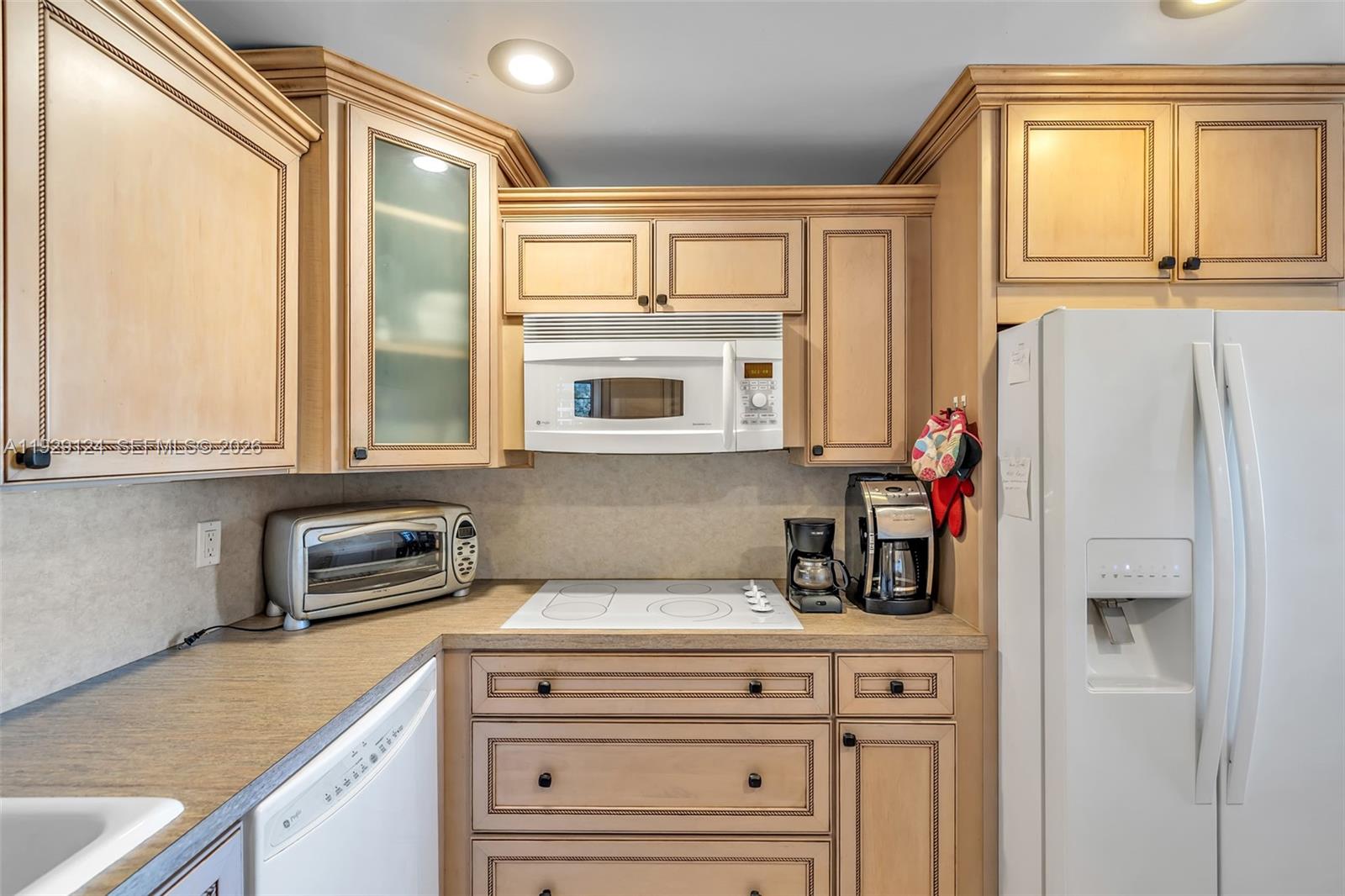 GRANTHAM A CONDO - Residential