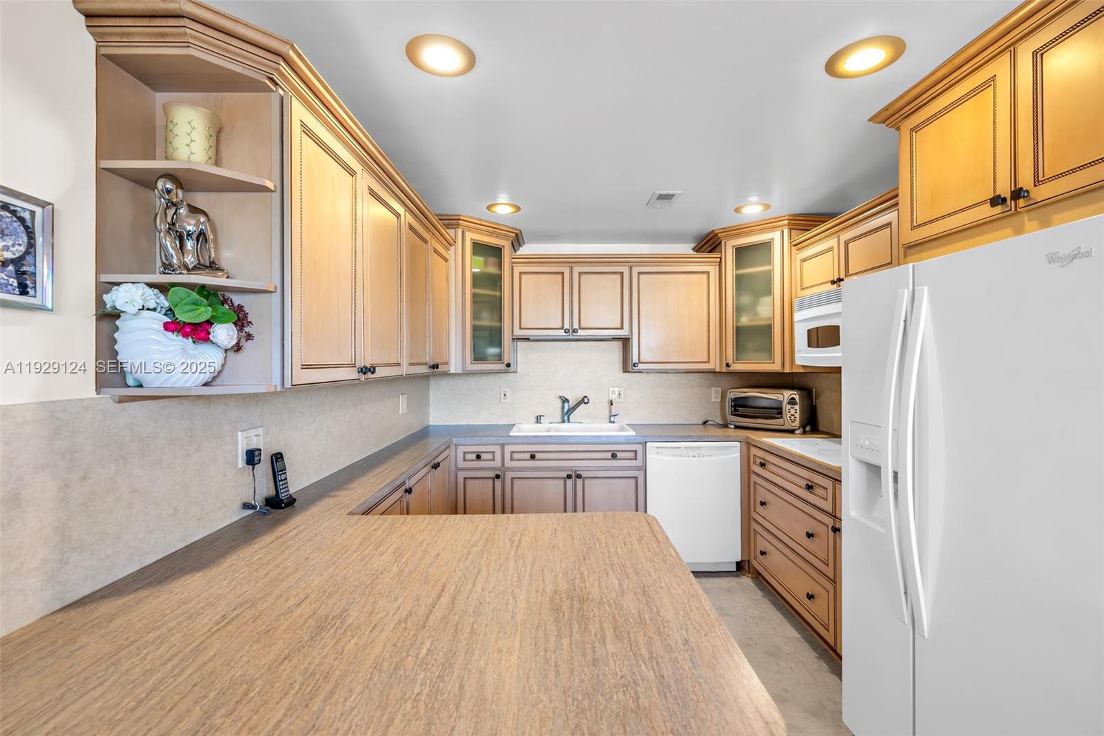 GRANTHAM A CONDO - Residential