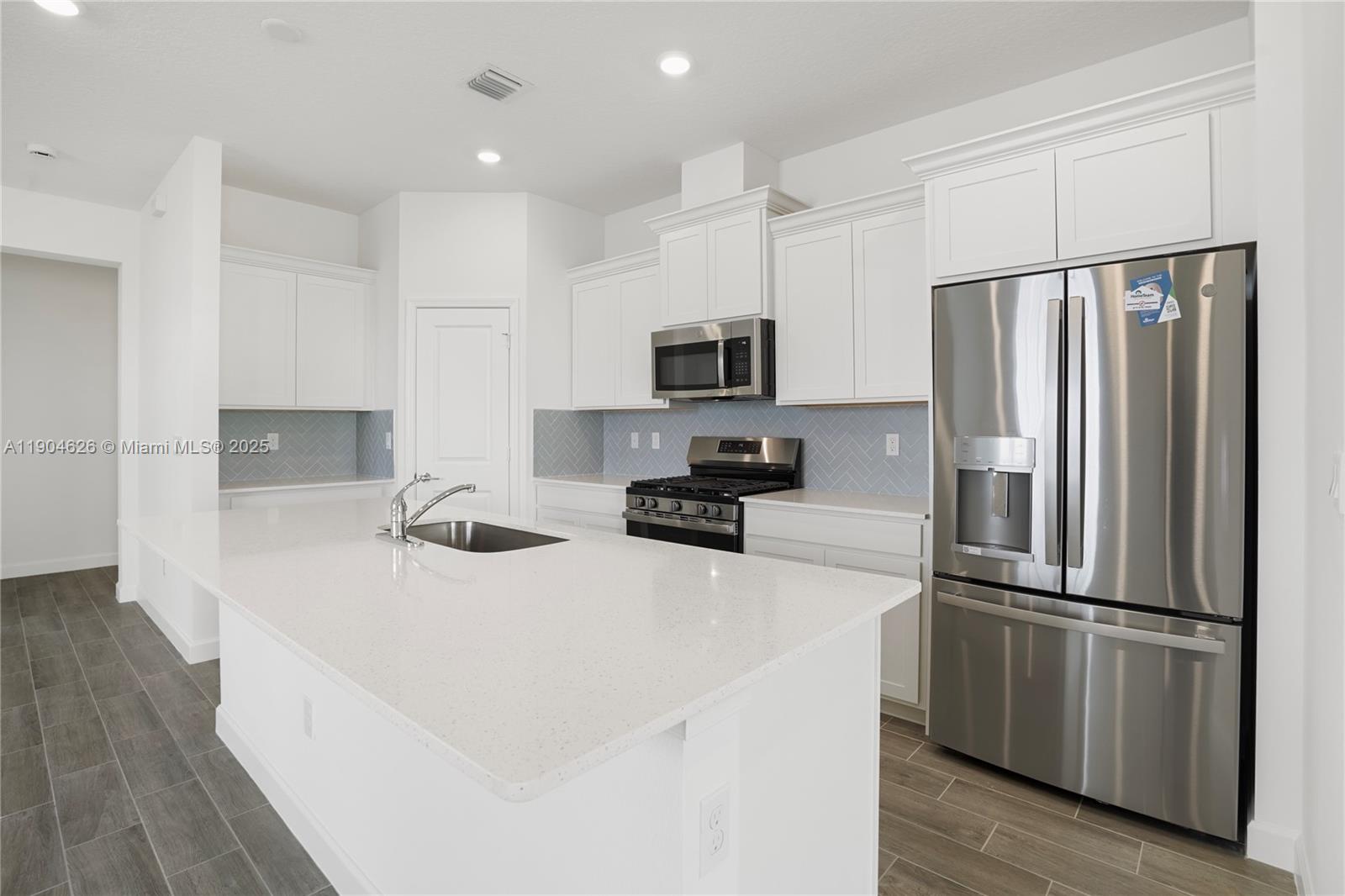 ARDEN PUD POD D NORTHEAST - Residential Lease