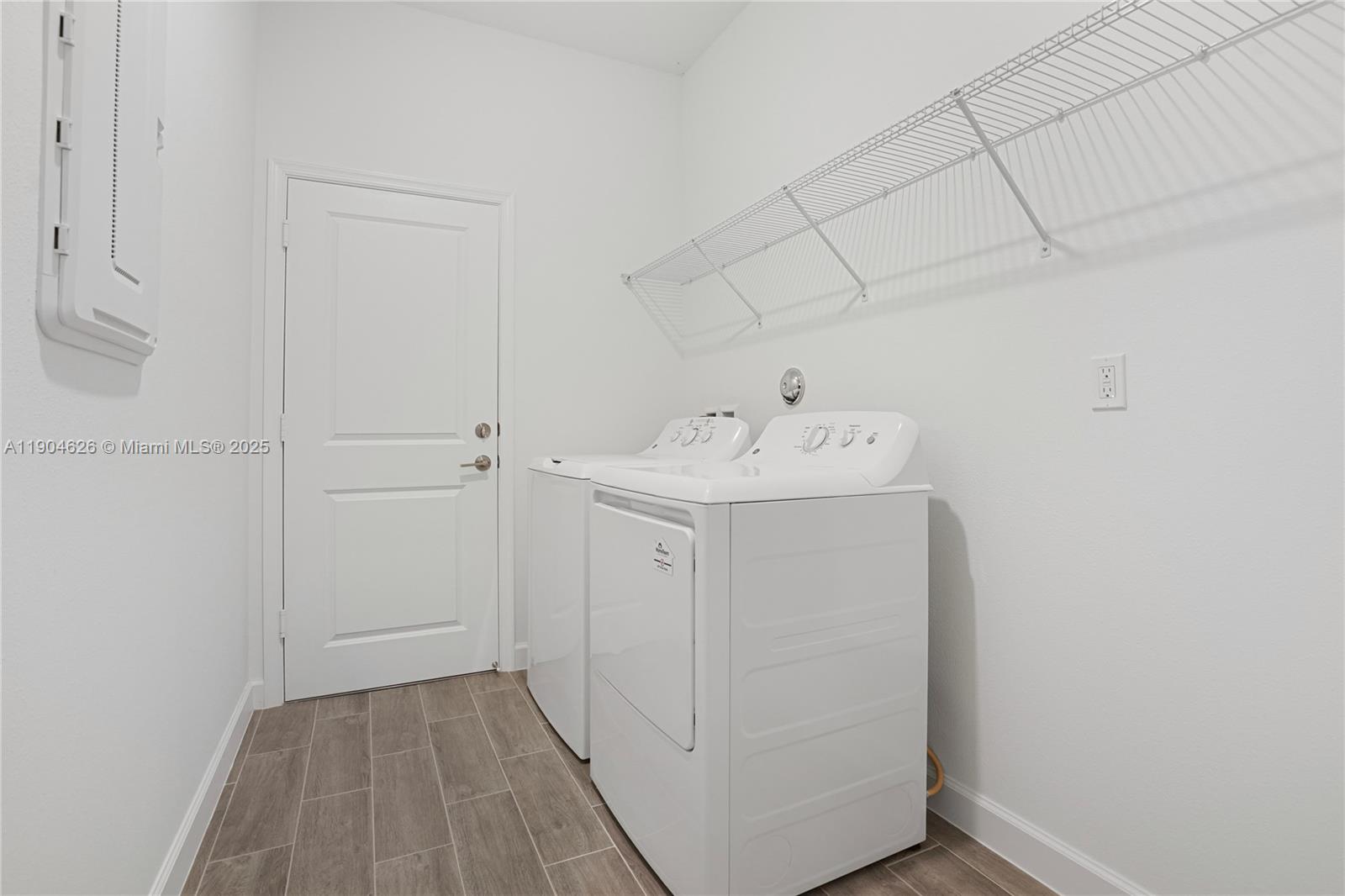 ARDEN PUD POD D NORTHEAST - Residential Lease