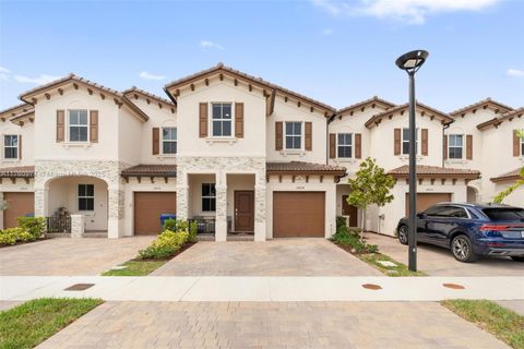 12824 NW 22nd Pl 12824 Miami FL 33167