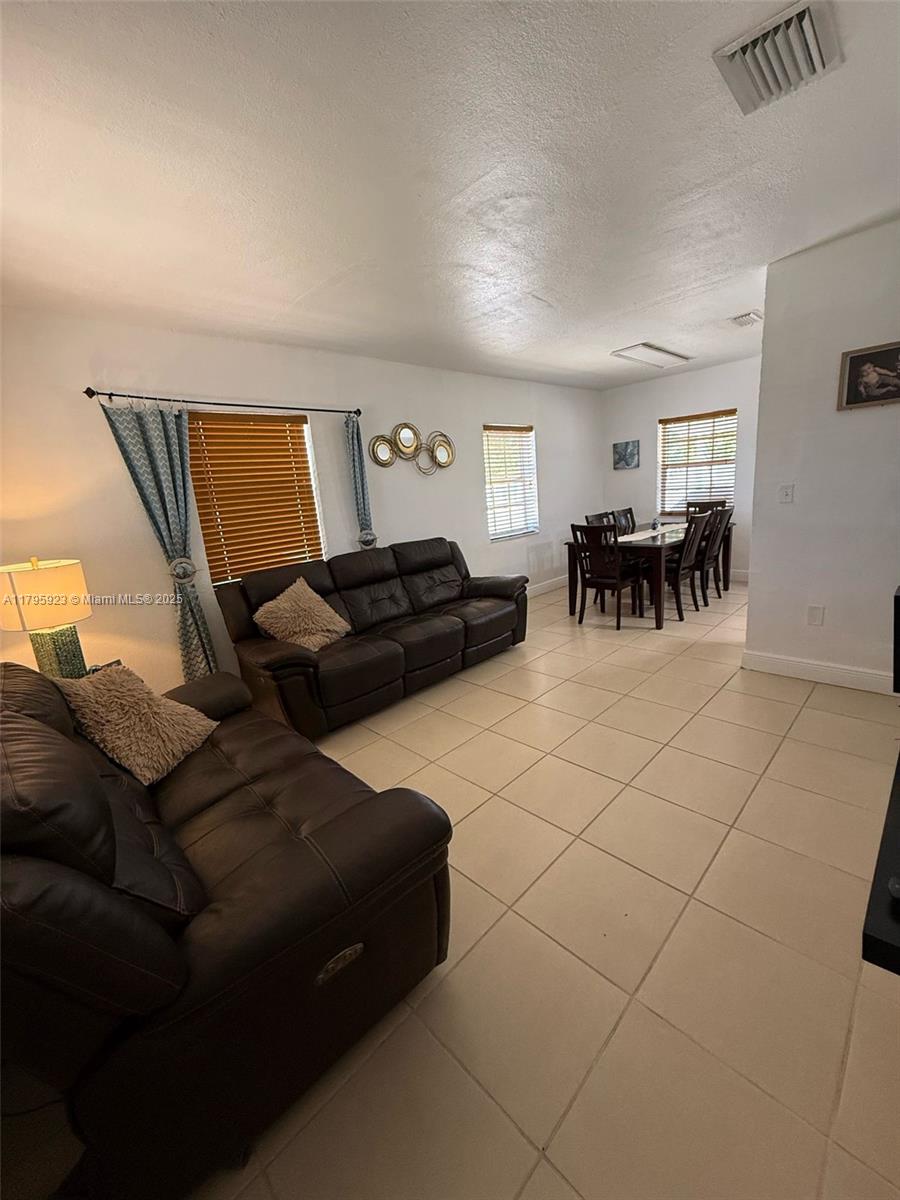 Rental Property at 15111 Nw 32nd Ave, Miami Gardens, Broward County, Florida - Bedrooms: 3 
Bathrooms: 1  - $3,200 MO.