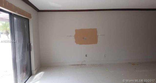 CALUSA POINT - Residential