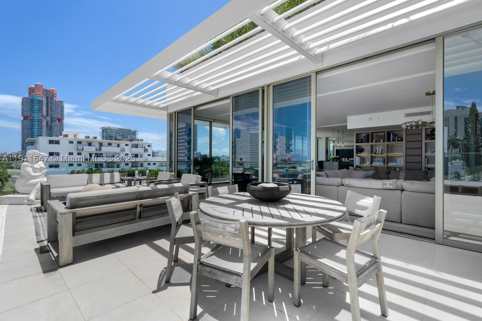 300 Collins Ave PH3