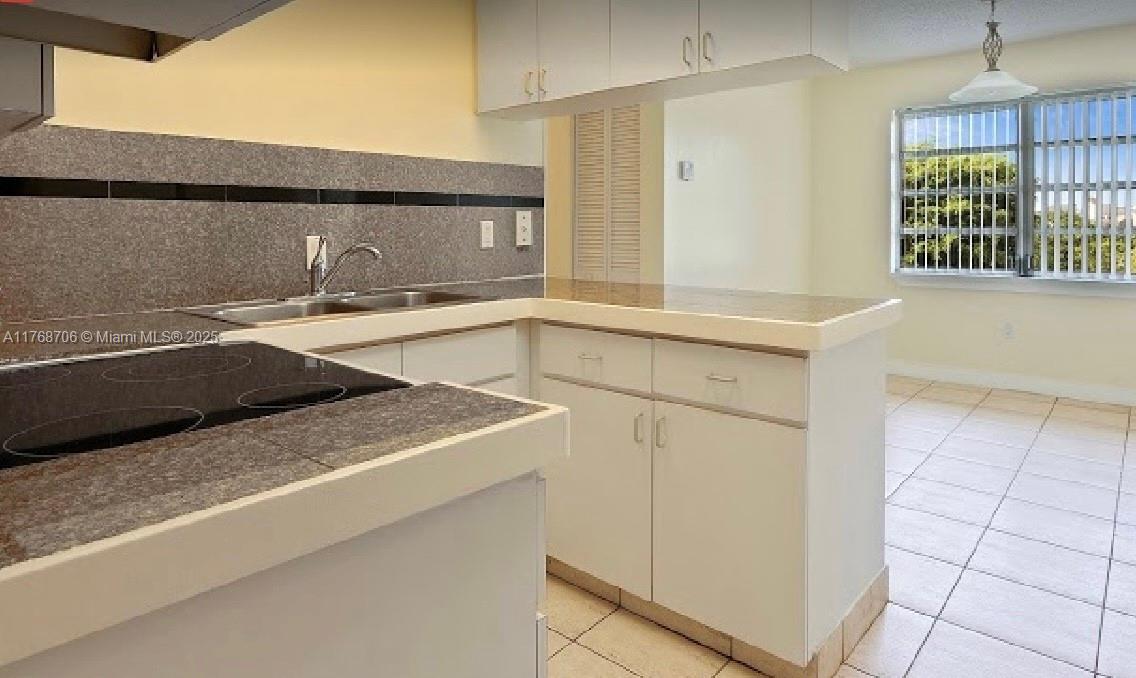 THE PRADO CONDO - Residential
