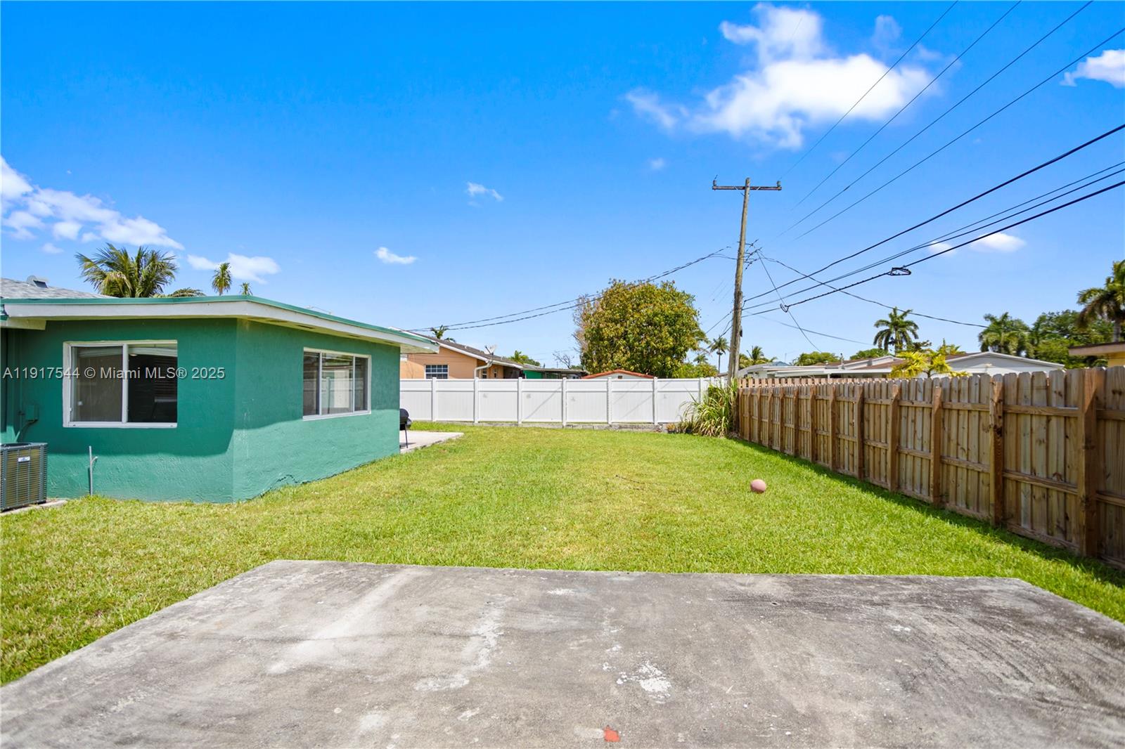 EVERGLADES SUGAR & LAND C - Residential Lease